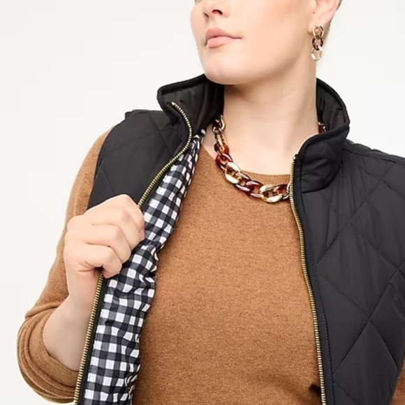 J. Crew Factory Puffer Vest Snap Pockets Black BJ901 Black Gold Zipper NEW Comfy - Picture 7 of 15